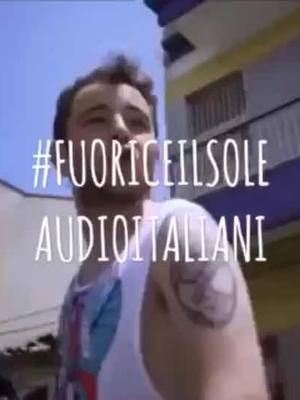 A post by @audioitaliani on TikTok caption: Voglio l'estate #audioitaliani #italy @picardimartina @simoludovico 💋