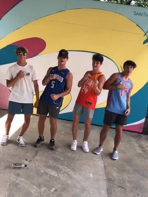 A post by @_jacksonbennett on TikTok caption: the boys @itsandrewlee @imcadefunderburk @itszachjohansen @vincentmasino #poncecitymeetup #foryou