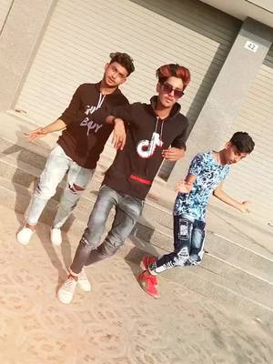 A post by @mr_aafridi_22 on TikTok caption: my second dance video 🔥🔥#justwrapit #virel #team22 #aafridi22 #foruyou #foryoupage @mr_salman_22 @mr_sameer_22