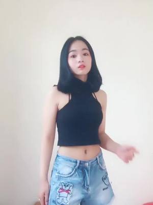 A post by @user7759948999124 on TikTok caption: @🐉Břø Ÿøřť 🐉 @Ah Pov Kon Mak @🌸Ah 🤟lg🌺🎀 @ឆេង៚ រ័ត្ន @🥀🌹Bro Ø ចិត្តល្អ💯 @MAk_LEAK_single😍