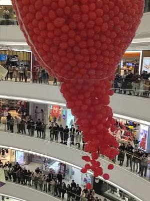 A post by @bencorry1 on TikTok caption: 🎈 99 red balloons 🎈 So SATISFYING 🤤#foryou #satisfying #satisfyingvideo #balloon