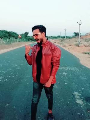 A post by @ashif_pathan11 on TikTok caption: Bombay To Punjab..  #treanding #tik_tok #divine #foryou #foryourpage #viral