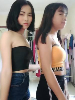 A post by @user271778823078satr on TikTok caption: ចប់ហើយ14កុម្ភេះស្អែកហើយអ្នកសង្សារដូចពួកដេកផ្ទះបើស្រលាញ់ចូលចិត្តជួយចុចបេះដូងនឹងខមិនម្នាក់មួយ❤️👈🙏🤣🤣