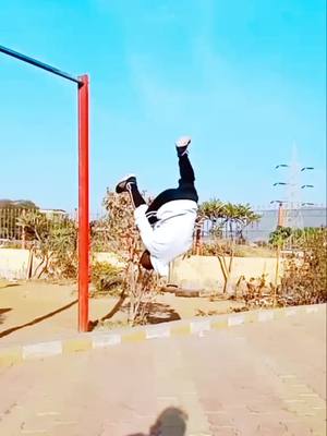 A post by @suruboy1 on TikTok caption: amazing tumbling combo flip #sportlovers #parkour #me #1m #fliper #viral #tiktokindia #tiktok #peopleareawesome