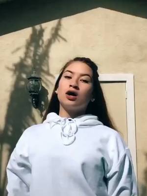 A post by @shark.ryleee on TikTok caption: sfs anyone? 10K+ 🥺 @hannahryleee #foryoupage #4u #fanpage FANPAGE