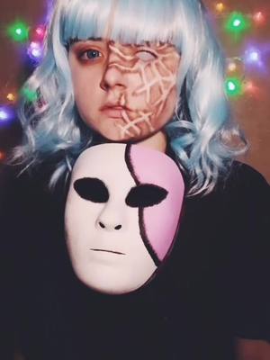 A post by @holy_pineapple_ on TikTok caption: #sallyface #sallyfacecosplay #salfisher #salfishercosplay #саллифейс #сф #sf #foryou #рекомендации #cosplay