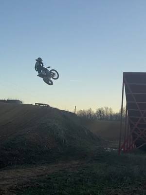 A post by @dylan_mullins198 on TikTok caption: #moto #kx #whip #fyp #foryoupage #foryourpage #dirtbike #motocross