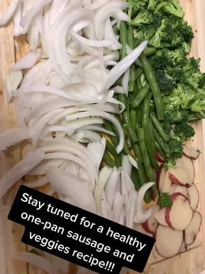 A post by @livingthegoldenlife on TikTok caption: Easy, quick, healthy quarantine meal to try! #cooking #health #food #chef #cook #WerkItFromHome