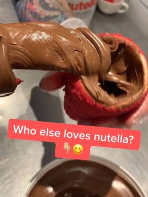 A post by @ahmedsdietig on TikTok caption: Nutella or Peanut butter? What are you choosing? 😋👇🏼 #food #FoodLover #yum #Foodie #fyp #foryoupage #foryou #toronto #perfectmeal #levelup