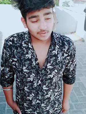 A post by @_smarty_akhil____ on TikTok caption: 😡😡 #lovveeeeeeee #attitudeboy #like4follow #viralvideo #haryanvidilogue #haryanviswag