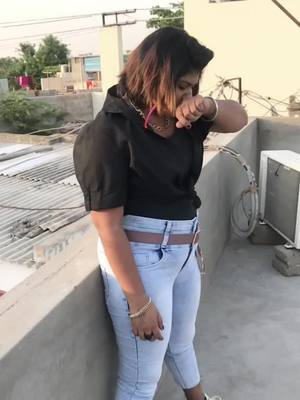 A post by @karishmakhoja4 on TikTok caption: sacha dost esa hi hota hai @aarohisima @khojaamin #foruyou #sachadost #dostimeri #treanding #tiktokindia #tiktok #truefriends #goviral #hearttouching