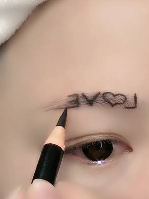 A post by @dailymakeup666 on TikTok caption: Love eyebrows for anyone who loves doing eyebrows everyday!#makeup #eyebrows#eyebrow#makeuptuto#makeuphacks#eyebrowchachallenge #eyebrowtutorial#girl