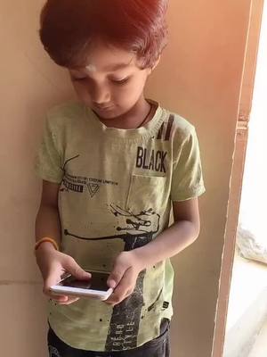 A post by @virajjethva on TikTok caption: #રાણો_રાણાની_રીતે #virajjethva timepass 😂 #chotu mah little solider ❤️😘 #rowdy 😂 phn pocket me jaa nahi rha sala 😂