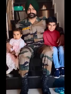 A post by @dhillon_muradwalia on TikTok caption: ve tu dil di dharkan ban gya#army lover