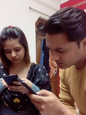 A post by @aatomar on TikTok caption: Aap kya choose karoge? #fyp #gharbaithoindia #tiktok_india #stayathome #upichalegachallenge #husbandwife #trending @tiktok_india