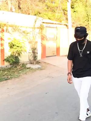 A post by @tushar_ly_ on TikTok caption: #video puri  dekhana #plzz like #foryou #foryoupage #trending #new #tiktokindia #tushar__ly #lovesong #🙏🏻🙏🏻