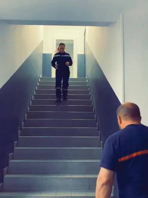 A post by @nico_la2b on TikTok caption: confinement en caserne🚒 #tiktok #dance #cercueilchallenge #pompier #viral #onrigole #men #girl #cascade #pourtoi #foryou