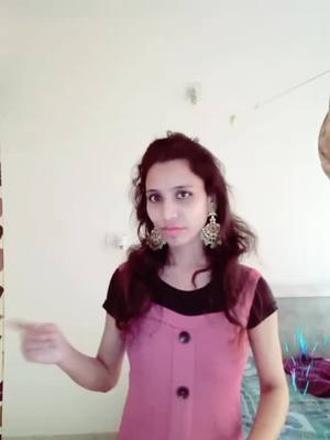 A post by @revolverrani_only on TikTok caption: #indian #stayathome #tiktokindia #tiktok #foryou #viralvideo #foryoupage #pinkeymuniya #gharbaithoindia #beautykhan50x