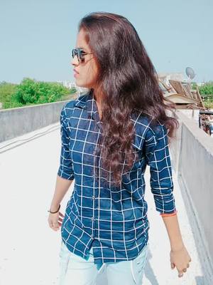 A post by @thakor_nishu on TikTok caption: 🔥😎#gujjugirl #tiktokqueen #gujjugirl #tiktokmv #tiktok