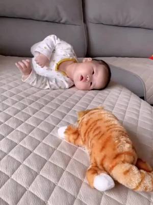 A post by @mombabygo on TikTok caption: Help my baby to learn#toy