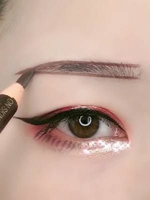 A post by @ekkmall_us on TikTok caption: #eyemakeup nice eyebrow