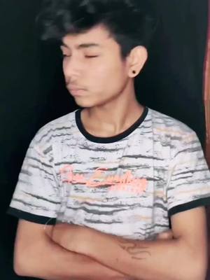 A post by @pammy._.akhade on TikTok caption: Remix 💽 🎧 🎶 @tiktok@tiktok_india#tiktokindia#tiktok#viral#trending#transtion#fyp#foryoupage#foryou#tiktoknewtrend#pammyakhade#challange#videos