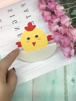 A post by @michellesales02 on TikTok caption: Help me, 🐣🐣🐣 #DIY #tiktokdiy #foryou #origami #paper_origami