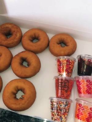 A post by @alessandrabasile44 on TikTok caption: diy donuts 🍩 🍩!! #dunkindonuts #fyp #foryou #donut