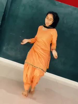 A post by @panditmili12 on TikTok caption: 💕once again (गोली चल जावेगी) #milipandit #mili #tik_tokindia #haryanvifolk #haryanvidance #haryanviculture #repost