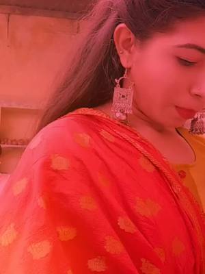 A post by @pooja_solanki__ on TikTok caption: #_sojat__pali__rajasthan #poojasooanki #teamrj20kings #theamrj22