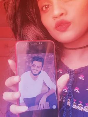 A post by @pradnya_25 on TikTok caption: #tujhemealkopalkomeanpnirakhlungitujhemepalpal ❤#foryou #mine_love 😍#longdistance❤