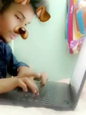 A post by @shivupant on TikTok caption: kisi or ka laptop hai yeh yaad rkhna bs family ke liy karna hai kuch ..#foryoupage #tiktok #college #teamcollege #trending #papa #family #maa