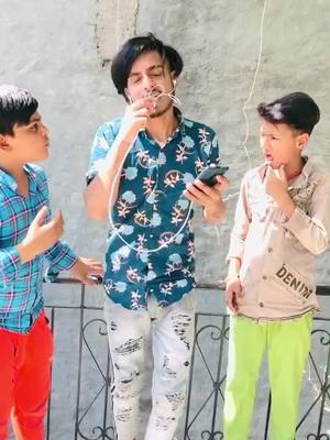 A post by @cutexmeet9050 on TikTok caption: Wait for end 🤣🤣#tranding #foryou #funny #tiktokindia #team2425 #gharbaithoindia #view @cutex_kishan1 @cutexguri9050