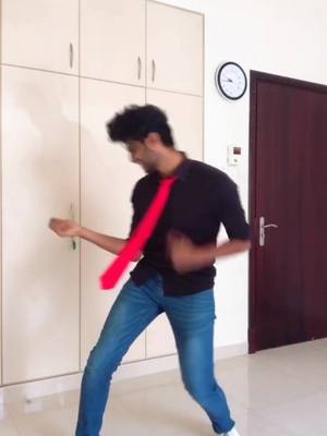 A post by @sameedbhatkar on TikTok caption: Gori Gori ✨ #dance #danceindia #xyzbca #foryoupage #bollywood #srk #viral #fy #foryou #dancer