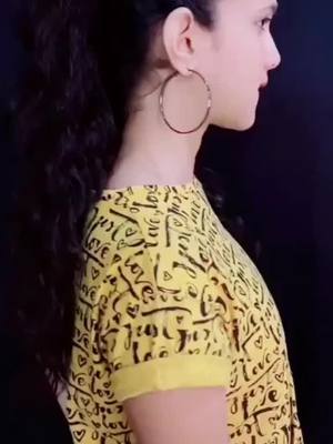 A post by @prachii_256 on TikTok caption: sorry 🤦‍♀️♥️for my south Indian fam😉#SwagStepChallenge #tiktokindia #foryou #friends💫 #slowmo #team_prachii