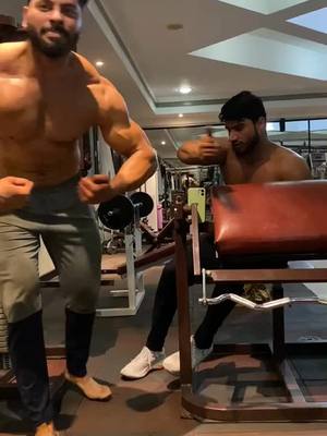 A post by @zeeshantchoudhary2 on TikTok caption: H power itni yaro ki🔥💪#SwagStepChallenge #gymlover #bodybuilder #fitness #lovely #songs #desi #bussaboy #GymLife @tiktok_india