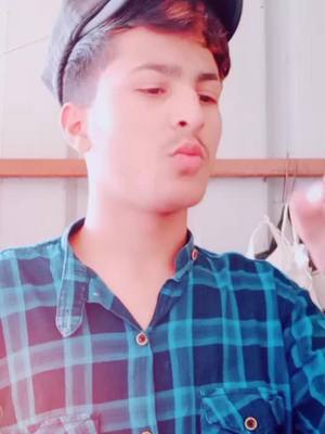 A post by @tofikalvi0 on TikTok caption: Tum samajhdar Ho man liya mujhe apni Ray mat do#tranding #foryoupage #foryou 🥃🥃🥃🍾🍾🍾🍷🍷