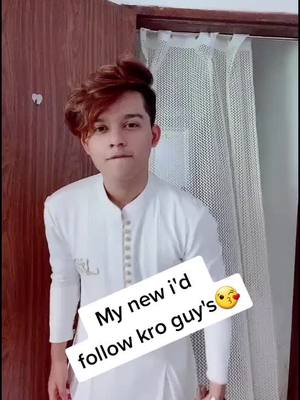 A post by @riyaz144014 on TikTok caption: #riyaz #duetwithriyaz #duet #riyaz #loveyouall #tiktok #foryoupage #tiktokindia #1millionauditon #SwagStepChallenge