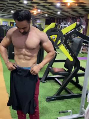 A post by @prabh_sandhu47 on TikTok caption: #fitness #bodybuilding #muscleman #foryou #tiktokindia