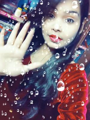 A post by @shiyapa_queen6 on TikTok caption: #foryou #tiktok_india dekha barsta barsha ke pani