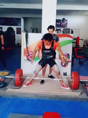 A post by @shokeensumit on TikTok caption: indian hulk warriors 260kg 2rps Thanku Guruji Vikram phogat 😘❤️♥️@indianhulk00 @sagarsharma2312 @eeshu42 @reeyakaur @nitin.yadav8 @kumarpaldagar @js