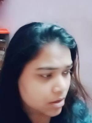 A post by @tanu62127924 on TikTok caption: #mujhe vo aademi dekhata nhi h#phone pe #bat karte time#@sagartiwari284