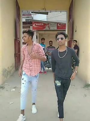 A post by @ashwanibodh5333 on TikTok caption: #__ashwani__ #priyanshu #rajnikant #tranding #tiktok_inida #jaibhimwala #bhaibhai