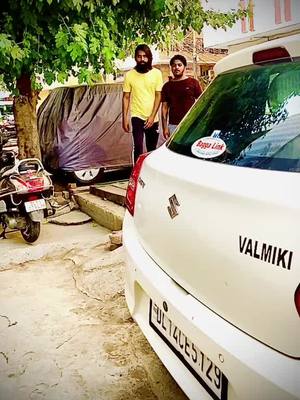 A post by @arjunpardhaan on TikTok caption: walk#jaivalmiki #valmiki #valmiki8 #valmikisher #Arjunpardhaan #tiktok #bhaichara #virel #foryoupage #jaibheem #valmikiboy #delhi