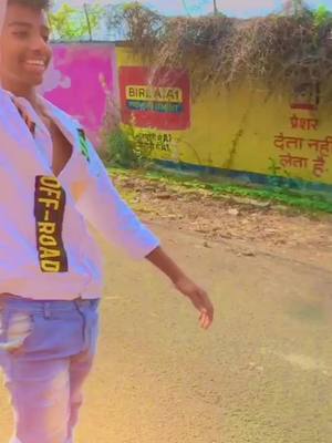 A post by @rahulsahu_9211 on TikTok caption: New trend #tiktok_star #tiktok_star #dhumalsong #dhumalzone #dhumallovers #dhumal_videos #djbravo47 #djremix