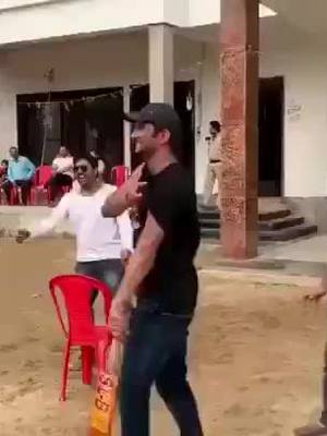 A post by @shoaibsameer330 on TikTok caption: Here’s a video of #SushantSinghRajput enjoying a game of cricket at his hometown in Bihar last year. #RipSushantSinghRajput #rip #shoaibsameer