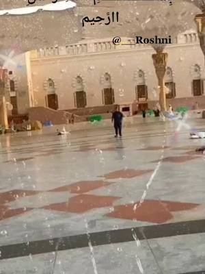 A post by @roshni__offical on TikTok caption: Makkah#makka #ShareTheCare #foryou #forpage #tiktok_india #trending #team__a #oficala #virall #folow #islam #muslim @tiktok