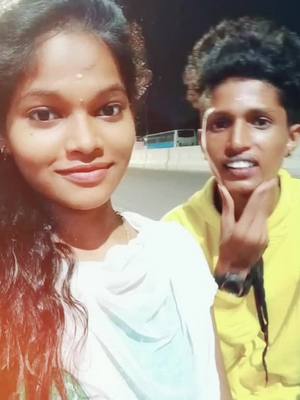 A post by @vjvijay003 on TikTok caption: long time meet to my challa thuikudu ............love u ma😘💚💙#new_trending #cupuls #1millionauditions #100k#vasarpadi @janani_vj_003