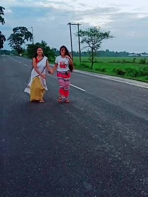 A post by @seemamoransaikia on TikTok caption: aji morning walk koribo golu🥰ratipuwar botah jak loi bohut val lagil#dholla_sadiya_user