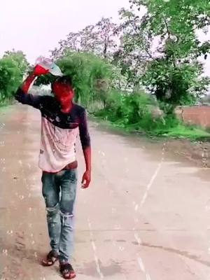 A post by @altaf_ali_tictok on TikTok caption: mere dost ka sabse best video #tictok_india #tranding